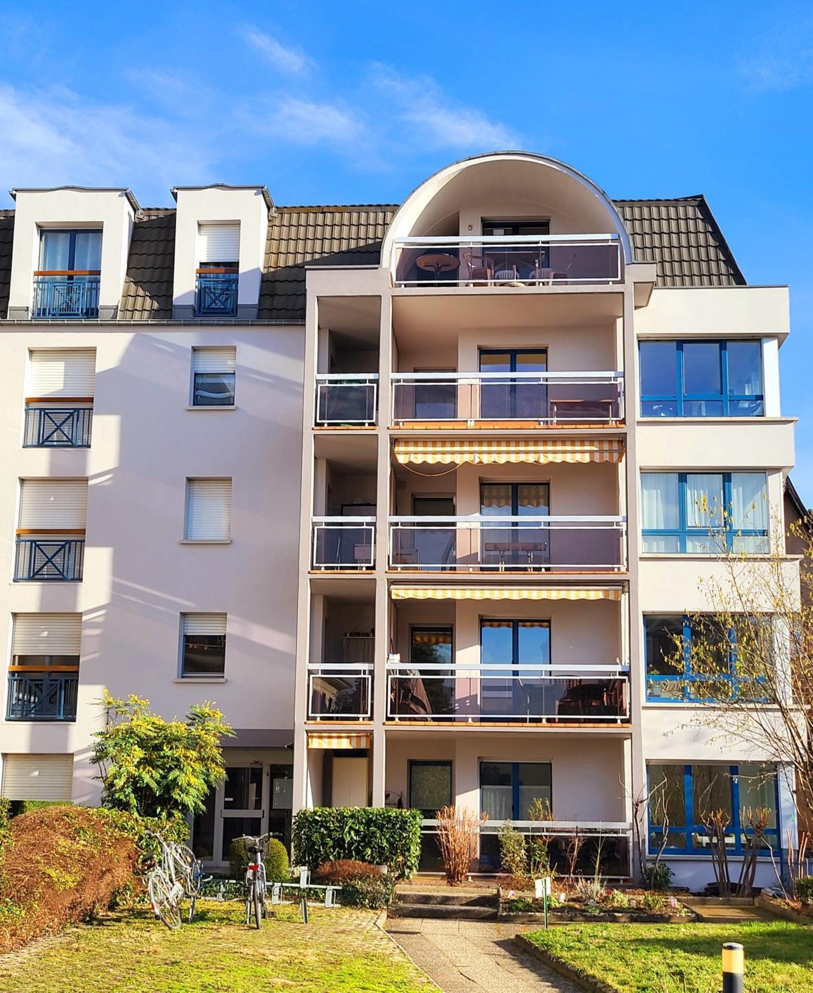 Cosy. 10mn Du Centre Et De La Gare. Garage Gratuit Homestay Colmar